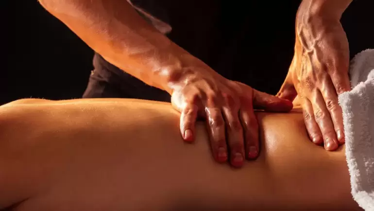 Deep tissue massage seattle