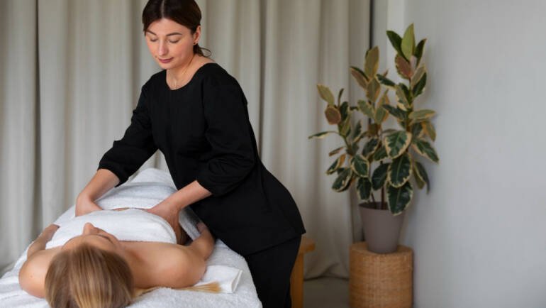 Massage Therapist Tukwila